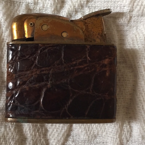 Vintage Evans Fuel alligator lighter - Picture 1 of 7